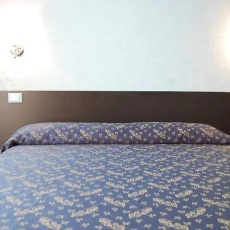 カーサ クレオ 2* ローマ