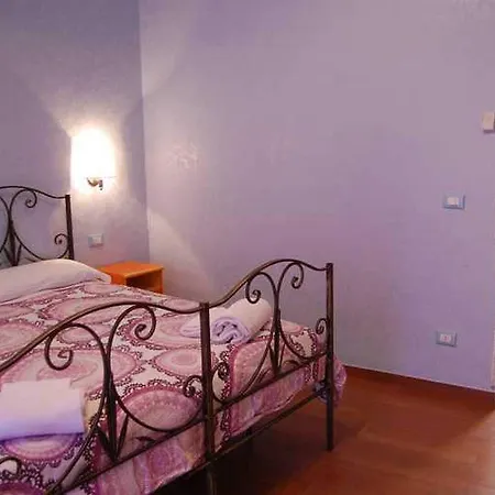 Guest house Casa Cleo 2*